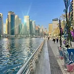 Spacious 3Br Marina Stay With City Views