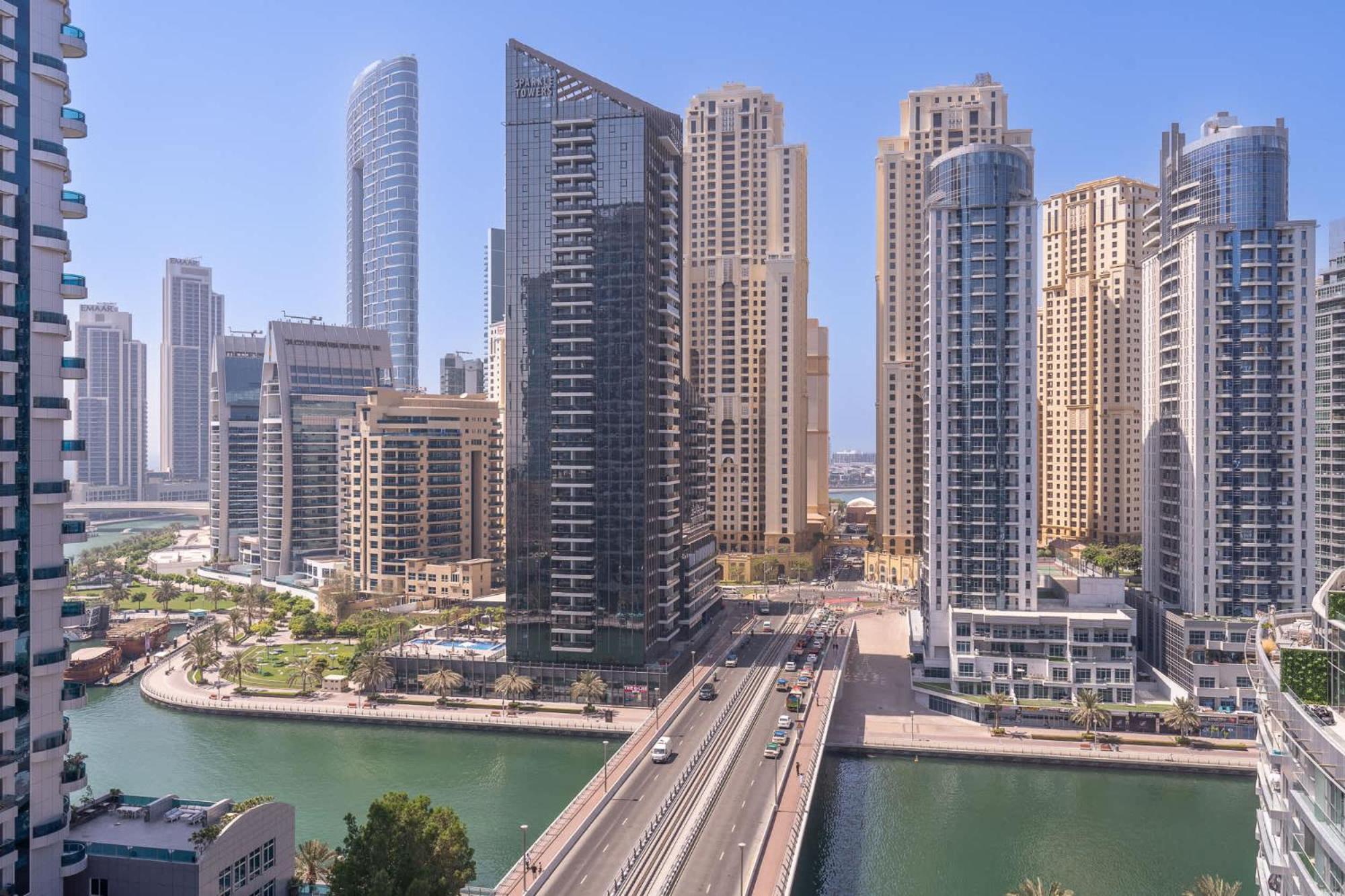 Apartment Spacious 3br Marina With Views