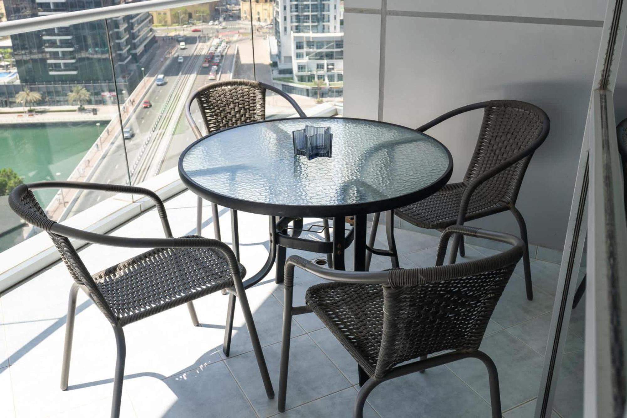 Spacious 3br Marina With Views *