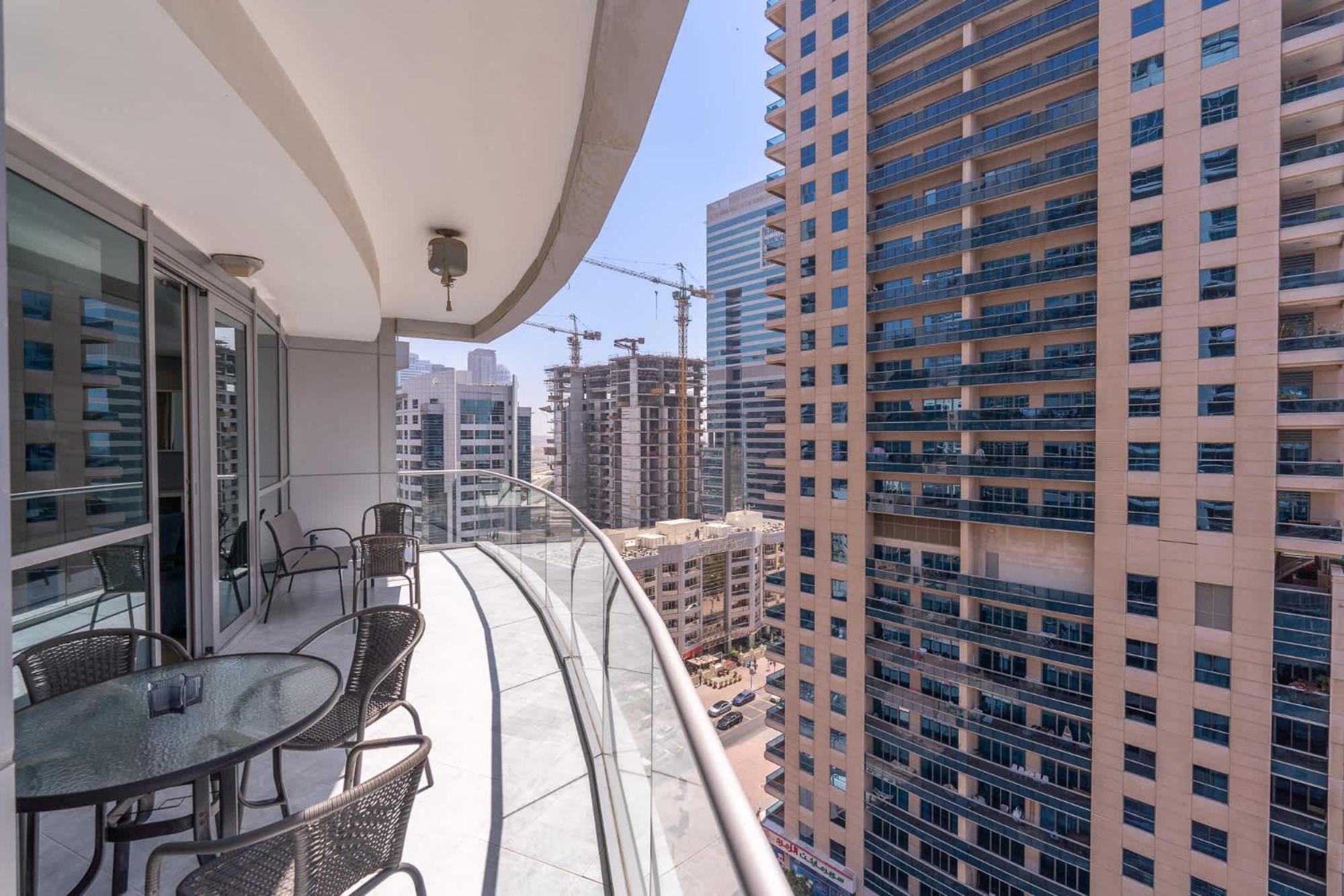 Spacious 3br Marina With Views Apartment Dubai