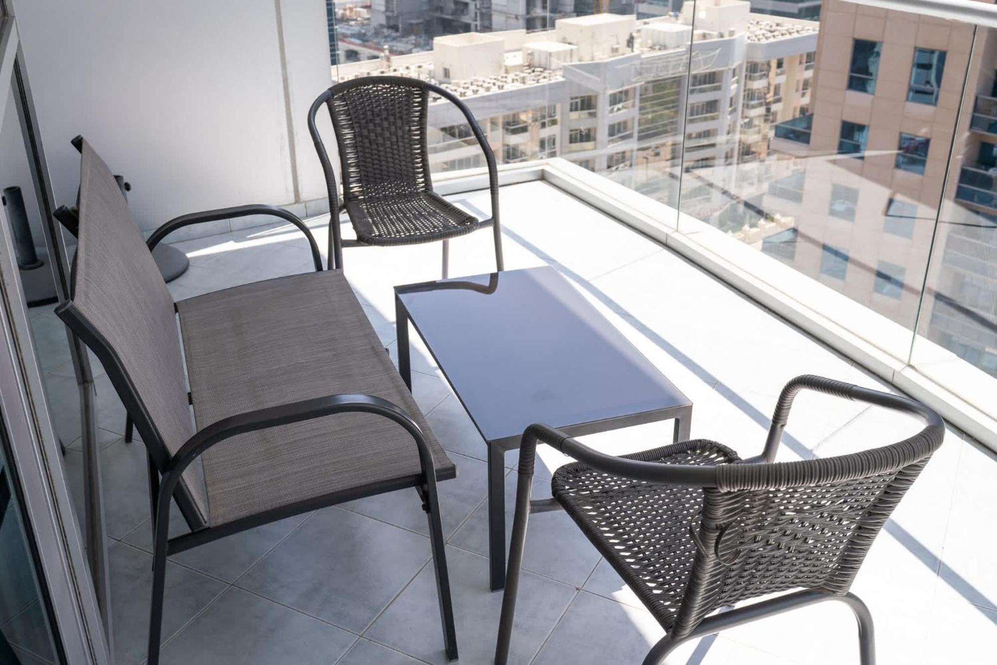 Apartment Spacious 3br Marina With Views