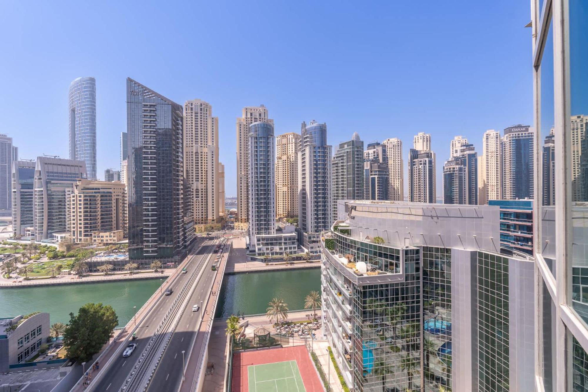Spacious 3br Marina With Views Apartment *